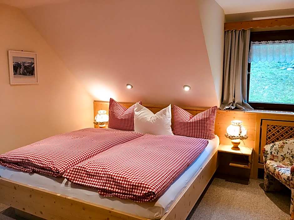 Schwarzwald-Hotel Kraeutle