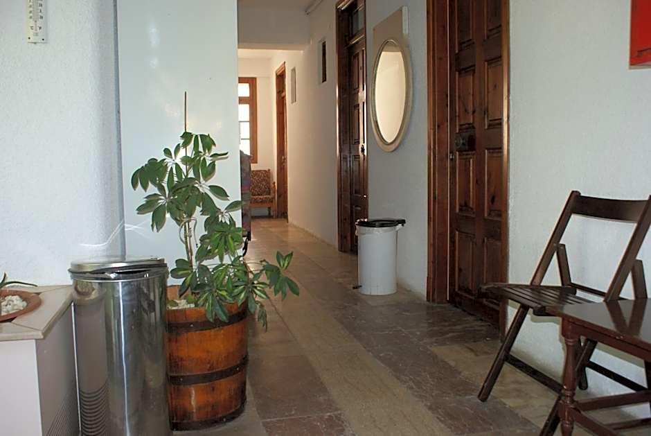 HOTEL AGNI -ENOIKIAZOMENA DIAMERIZMATA