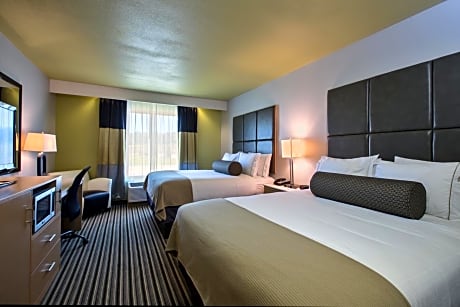 Suite with Two Queen Beds