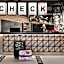 Moxy Duesseldorf City
