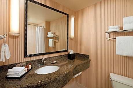 Deluxe Room, 1 King Bed