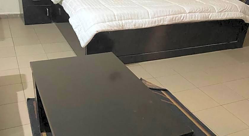 Dreamland Suites