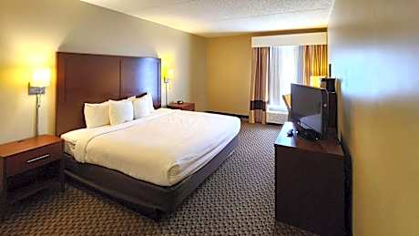 King Room - Accessible/Non-Smoking