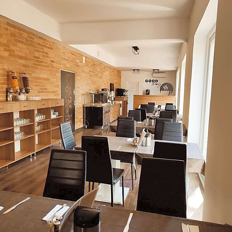 Öreg-tó Hotel és Rendezvénytér