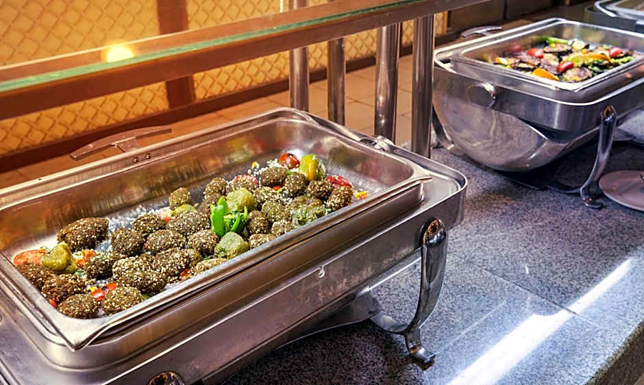 Pyramisa Luxor Hotel and Suites