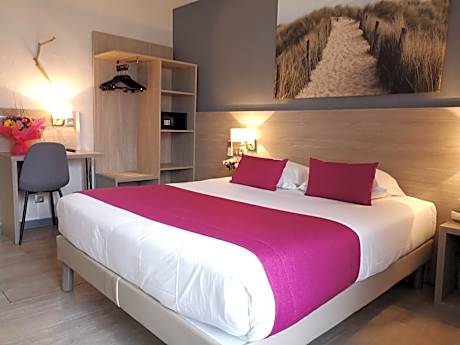 Atoll Hotel restaurant