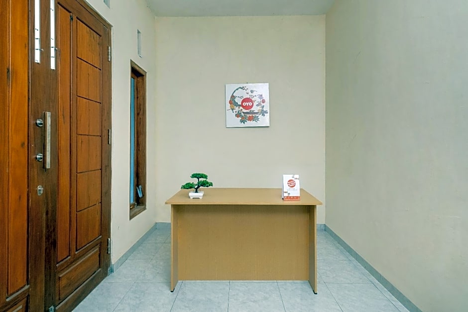 OYO 3076 Lilik Homestay Syariah