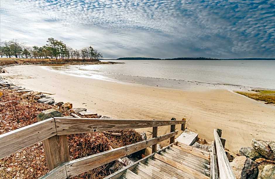 Casco Bay Inn