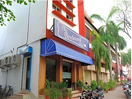 The Boulevard Hotel