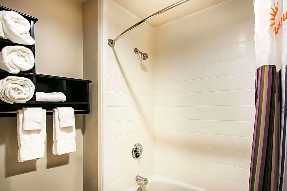 La Quinta by Wyndham Cincinnati NE - Mason