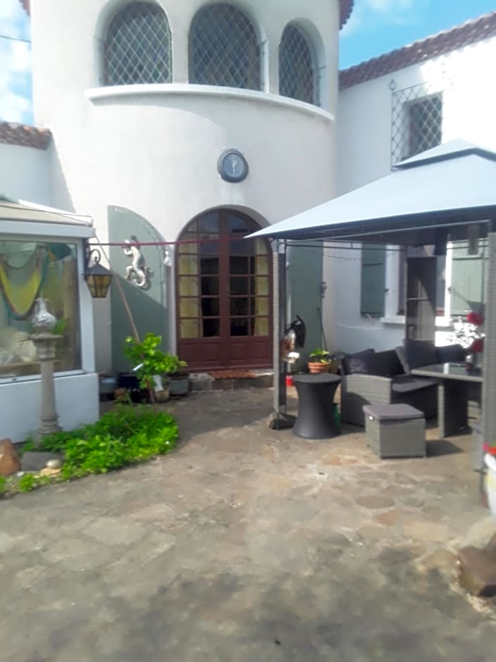 Touch of Spain in Rural France