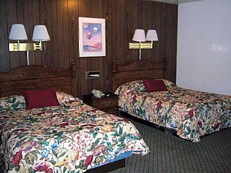 Queen Room with Two Queen Beds