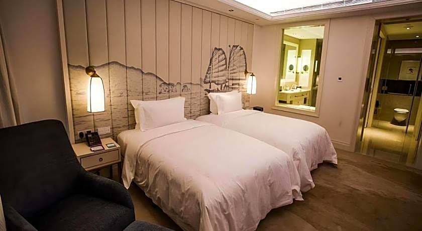 Hotel  Carnival Qingdao