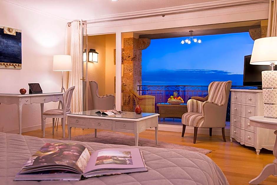 La Bastide De Tourtour Hotel & Spa
