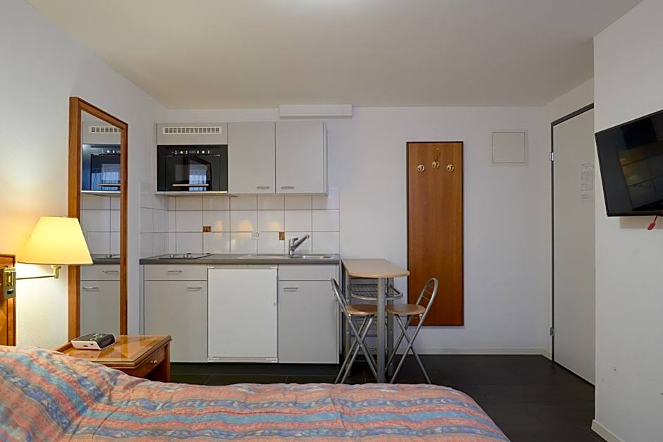 Hotel Hine Adon Fribourg