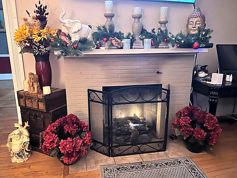 Niagara River Estate