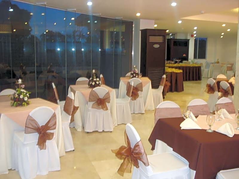 Alicia Hotel & Restaurant