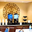 Holiday Inn Express & Suites Alpharetta By IHG