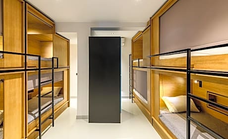 Single Bed in 8-Bed Mixed Dormitory Room