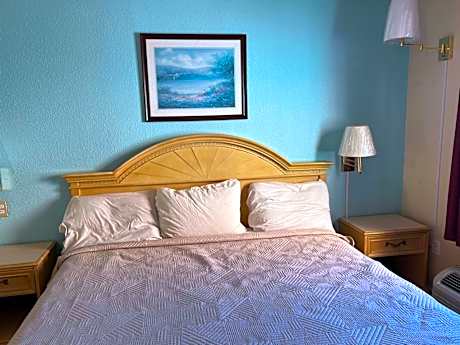King Bed Non-Smoking