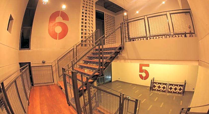 Space 59 Hotel