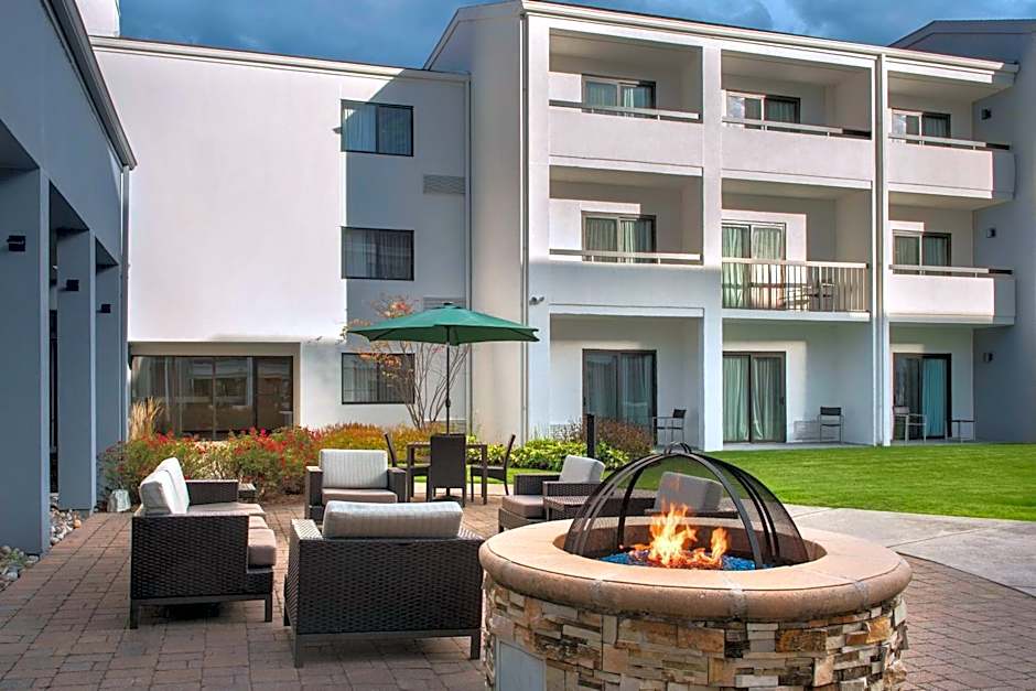 Courtyard by Marriott Philadelphia Devon/Villanova