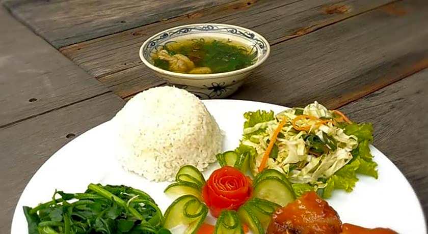 Draha Halong Hotel - Serenity, Charm and Nature - A Vietnamese Favorite