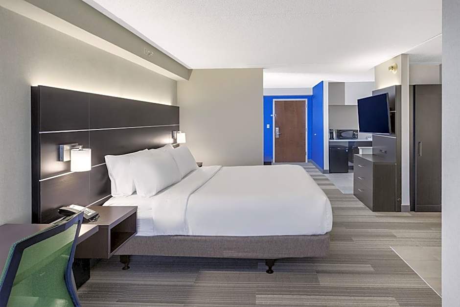 Holiday Inn Express & Suites South Portland By IHG