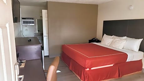 Deluxe King Room