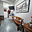 ASHBURN'S TRANSIENT Bauang La Union - BARKADA ROOM, LIMITED PARKING, SELF CHECK-IN, SELF SERVICE