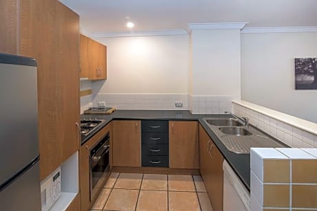 2 Bedroom 1 Spa Garden View