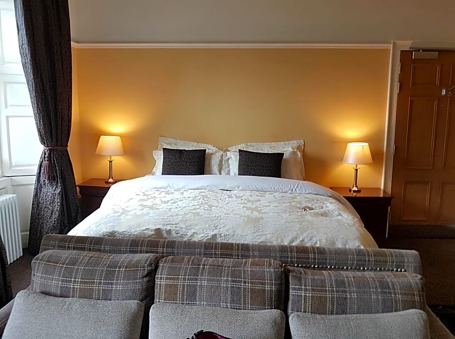 Ashtree House Hotel, Glasgow Airport & Paisley