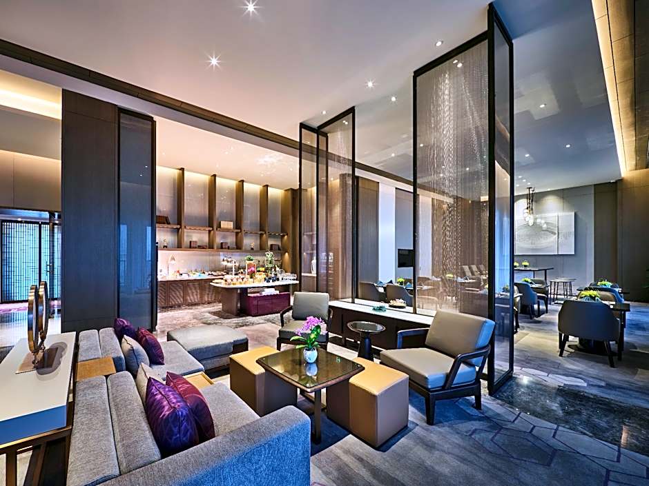 Crowne Plaza Wuxi Lake View By IHG