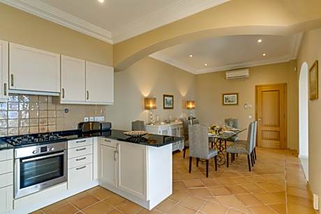 T1 Bedroom With Sea View