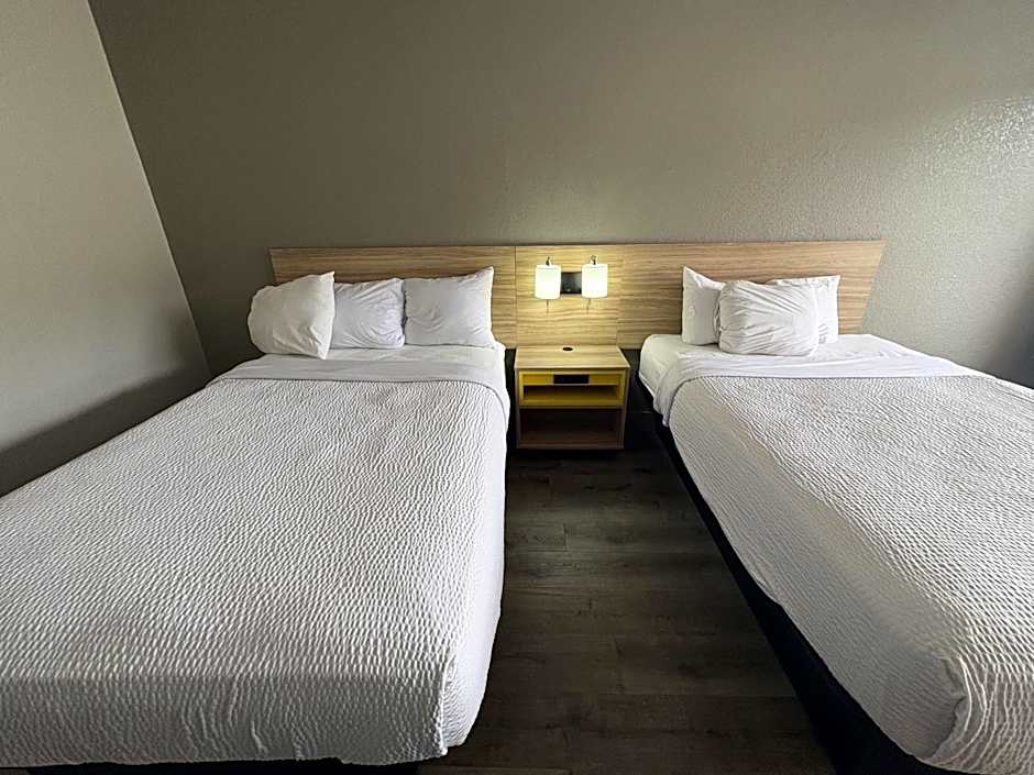 Days Inn by Wyndham Ruther Glen Kings Dominion Area