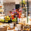 Sapphire House Antwerp, Autograph Collection