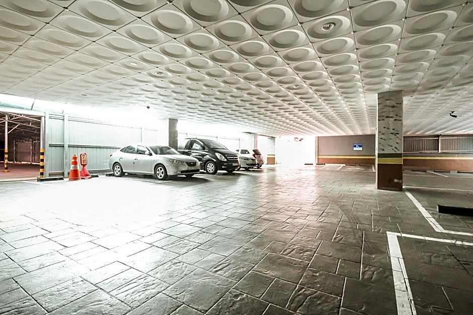 Jeonju Sinsigaji Hotel Pop