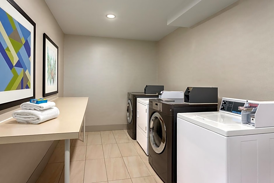 Holiday Inn Express Hotel & Suites Lawton-Fort Sill By IHG