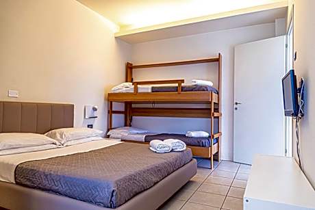 Suite Apartment with Sea View