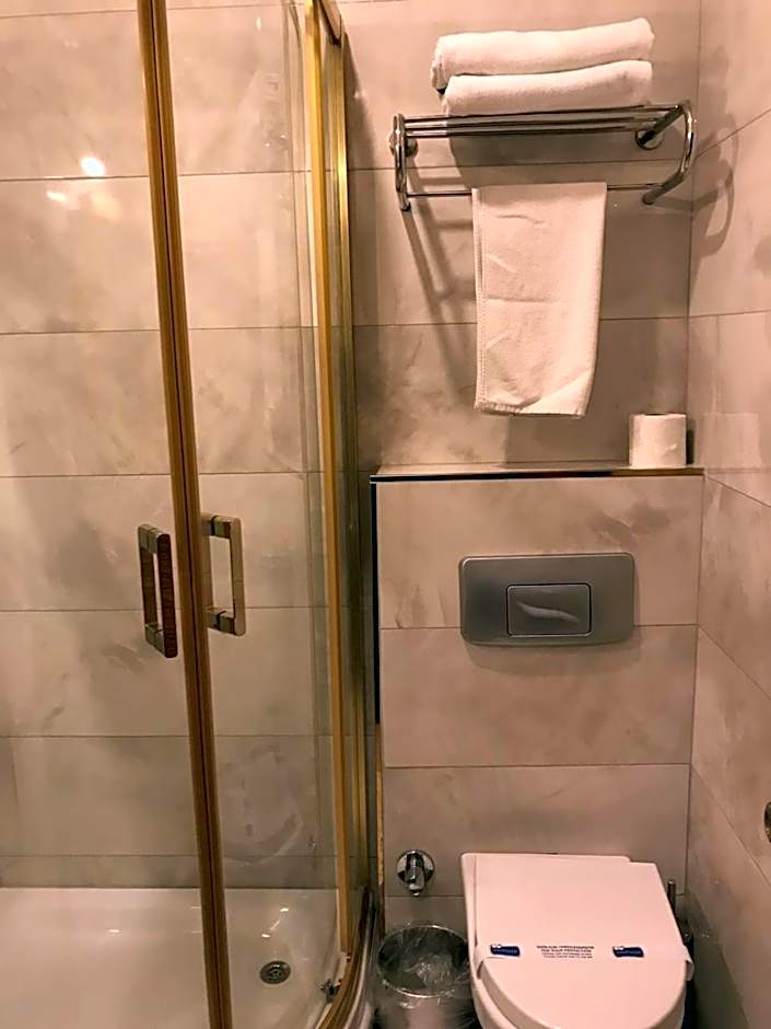 Aydinoglu Hotel
