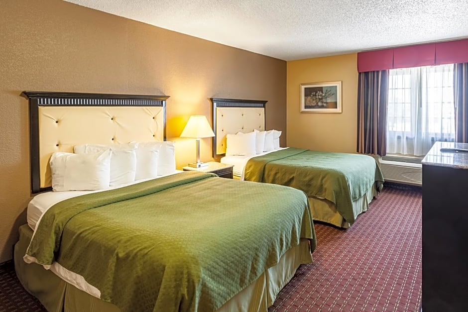 Quality Inn & Suites Lincoln South