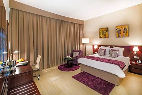 Junior Suite with Mountain View