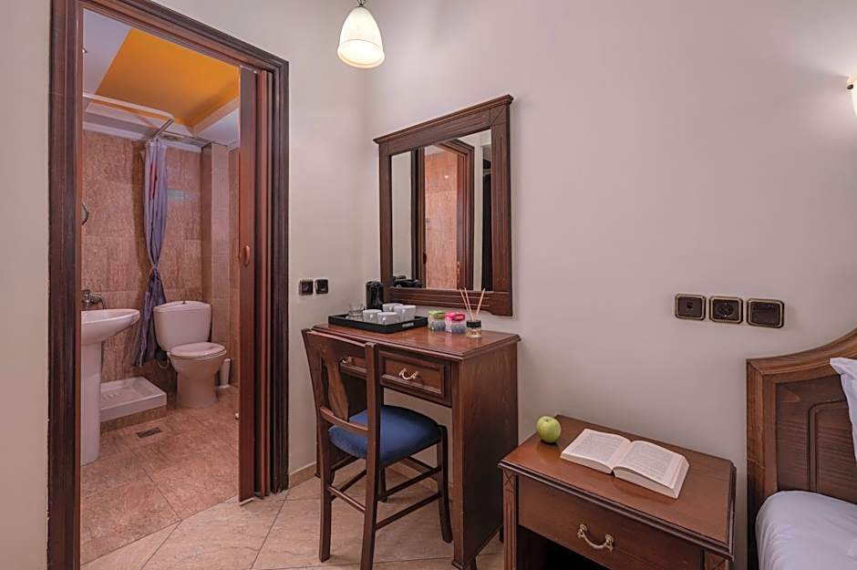 Filippos Hotel