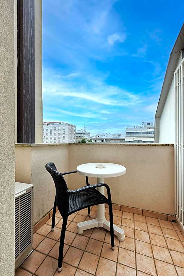 Hotel Flora