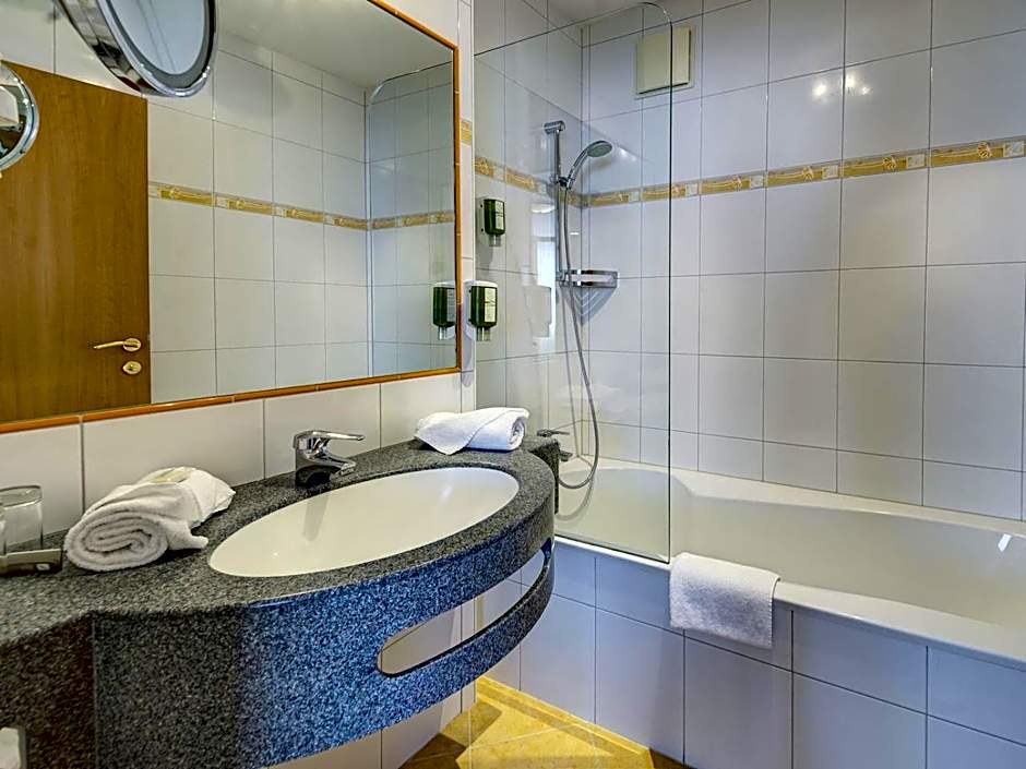 VÖTTER'S HOTEL in Kaprun am Kitzsteinhorn - Skibus direkt