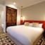 VALOLA Boutique Rooms