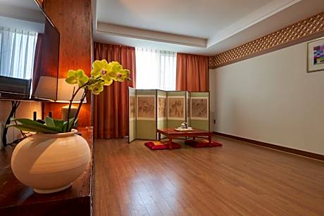 Korean-Style Double Room