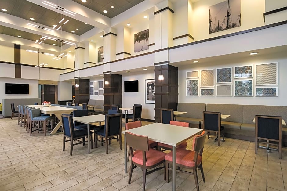 Hampton Inn By Hilton & Suites Wilmington Christiana