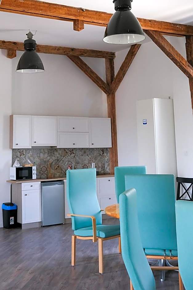 A part alatt Apartman