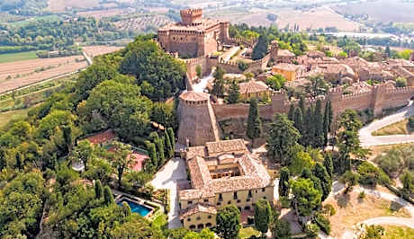 La Loggia Historic Resort